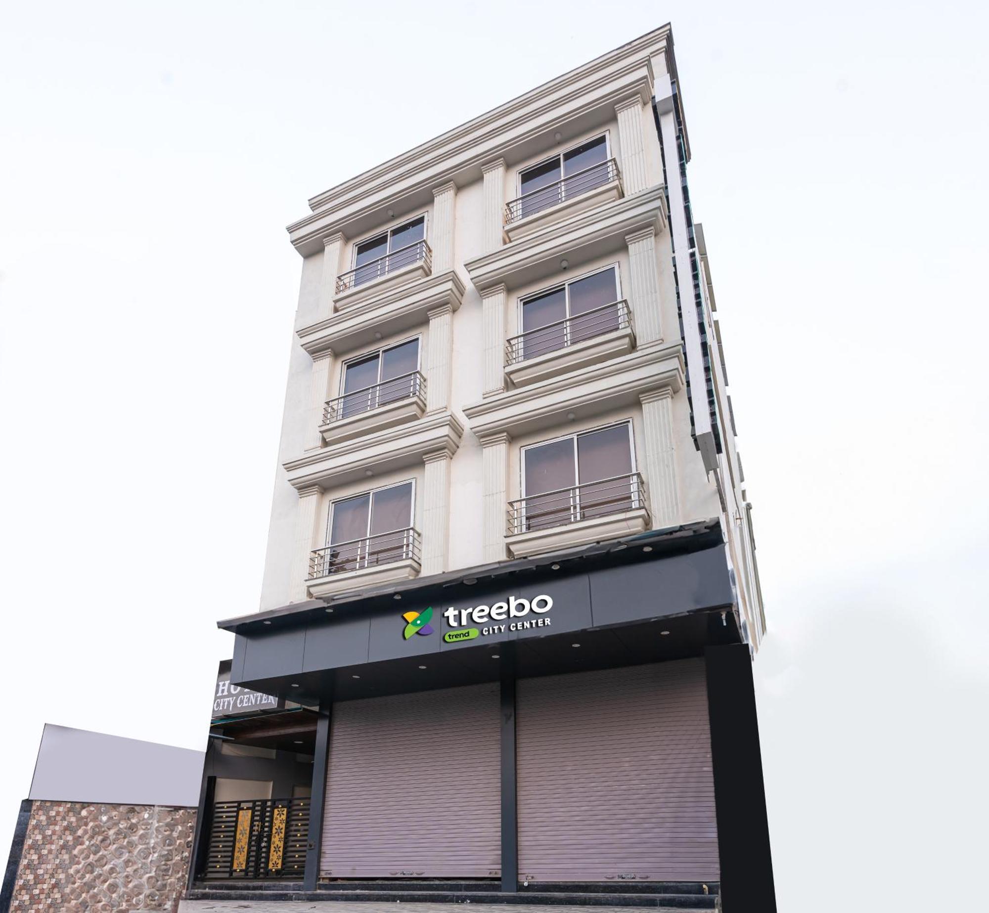Treebo City Center Sakardarā エクステリア 写真