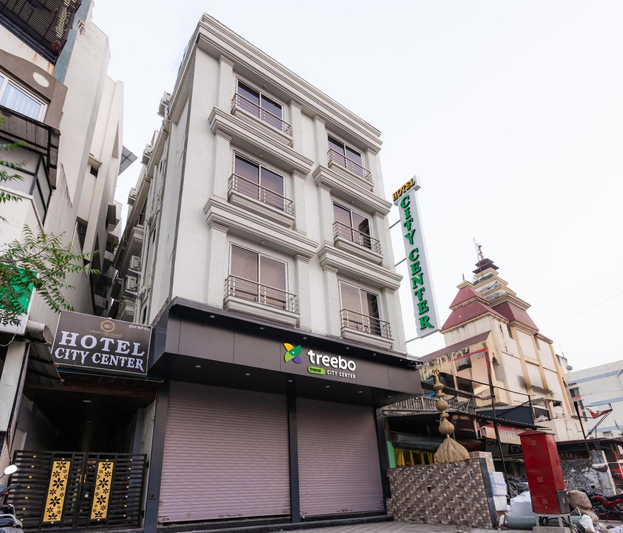 Treebo City Center Sakardarā エクステリア 写真